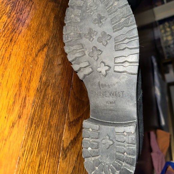 Nine West boots - Picture 4 of 4
